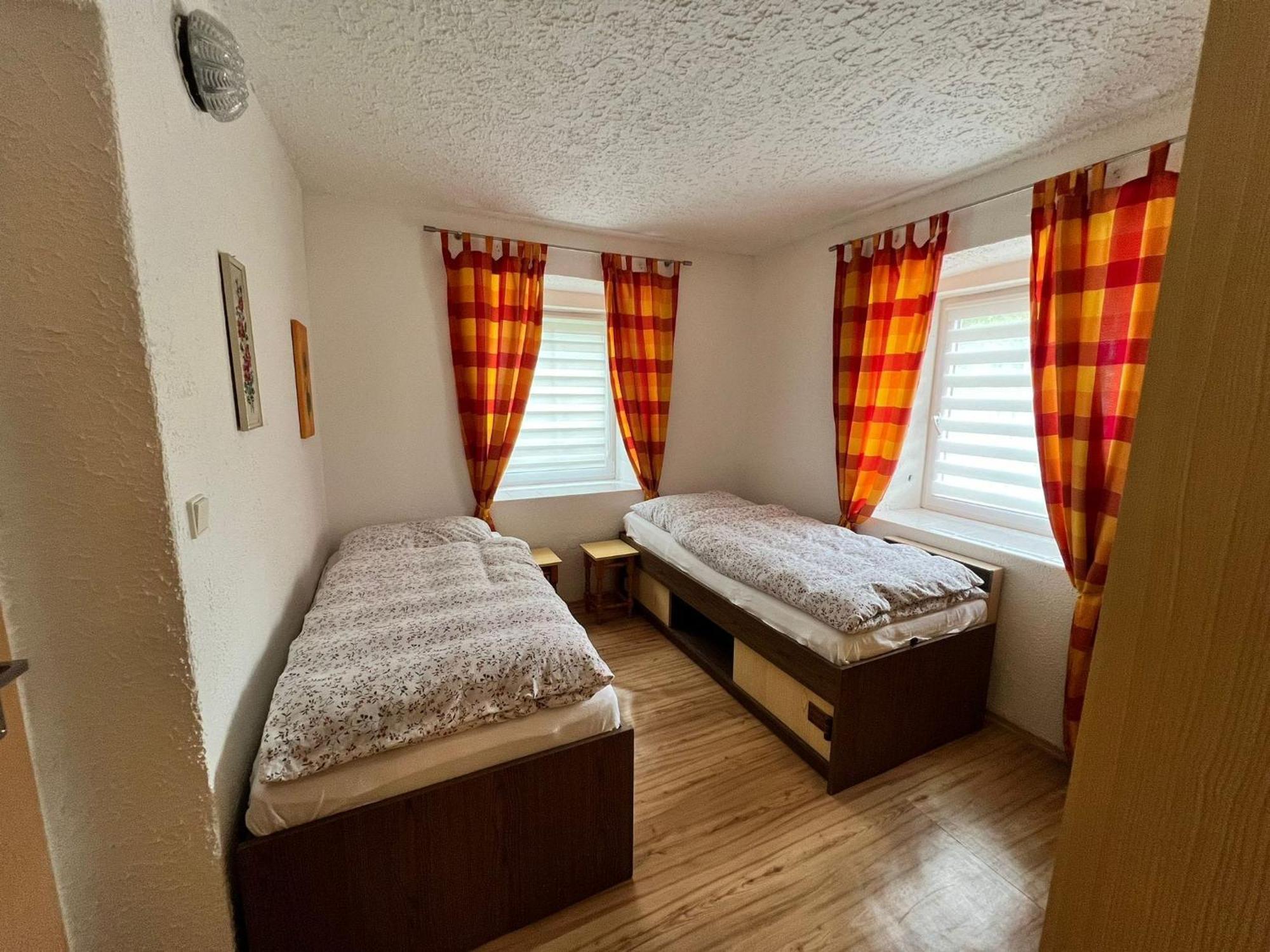 Apartmany Merkel 브로우모프 외부 사진